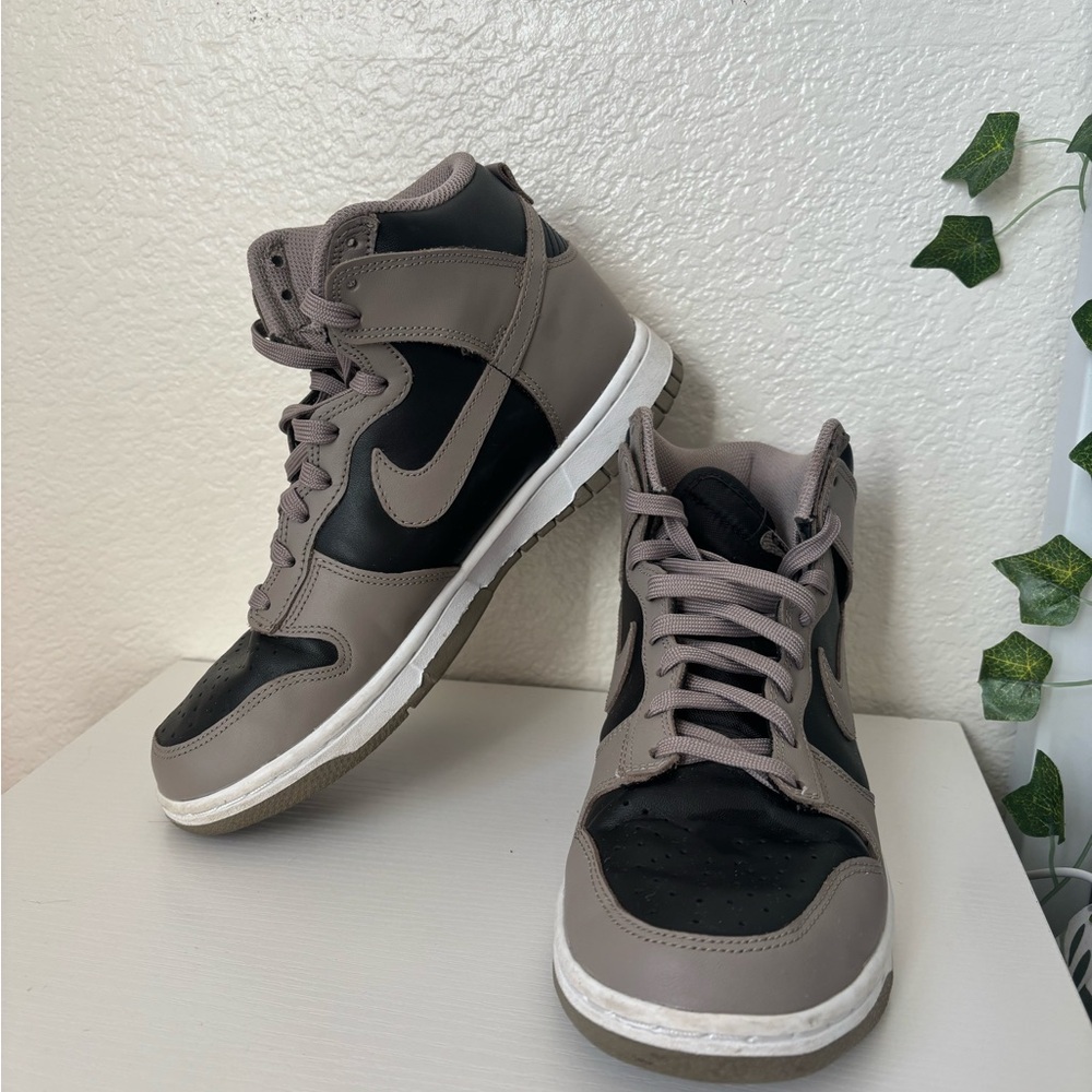 Mocha Nike Hightop Sneakers - SIZE 8